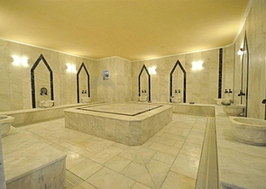 Spacious 3+1 Seafront Apartment with Dim River Views in Tosmur, Alanya – 161 m²