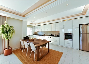 Spacious 3+1 Seafront Apartment with Dim River Views in Tosmur, Alanya – 161 m²