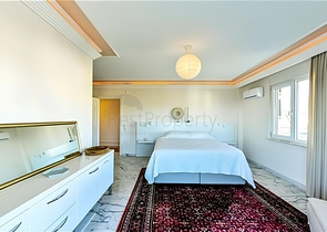 Spacious 3+1 Seafront Apartment with Dim River Views in Tosmur, Alanya – 161 m²