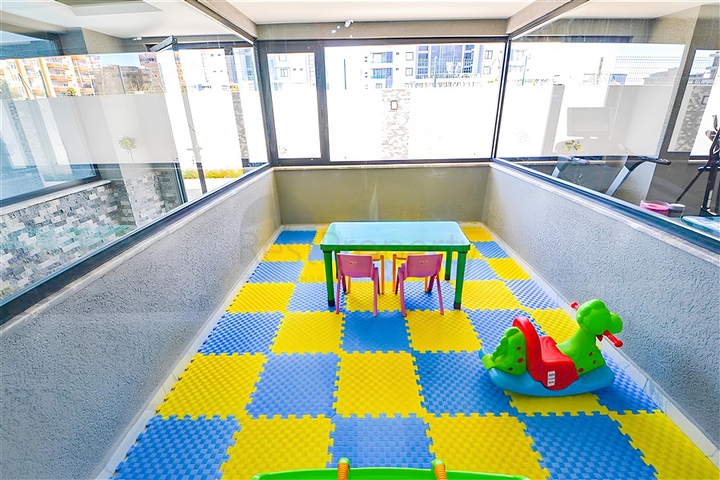 2+1 apartment within walking distance from the Mediterranean Sea