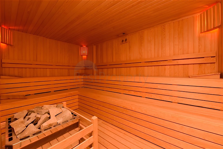 2+1 apartment within walking distance from the Mediterranean Sea