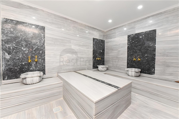 2+1 apartment within walking distance from the Mediterranean Sea