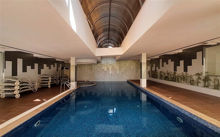 Furnished 1+1 Apartment with Terrace in Oba, Alanya