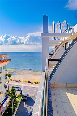 3+1 Penthouse in Alanya Center – Citizenship Eligible Property