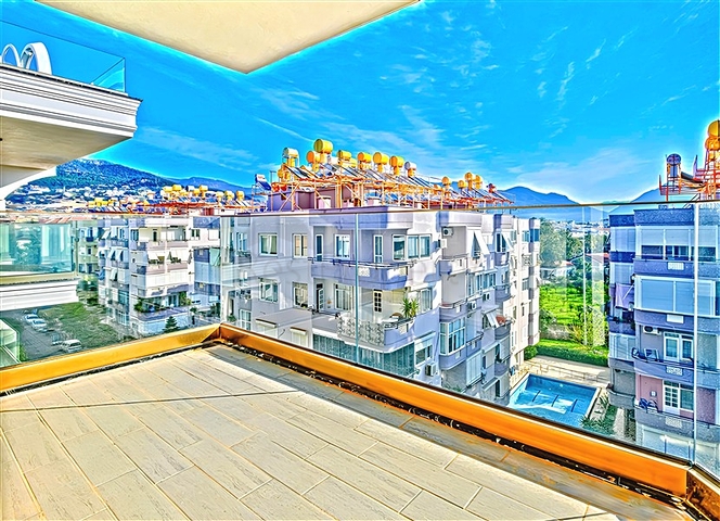 3+1 Penthouse in Alanya Center – Citizenship Eligible Property