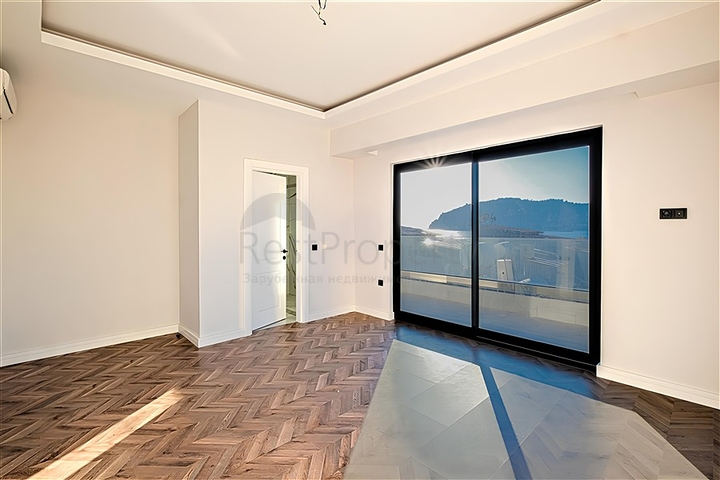 3+1 Penthouse in Alanya Center – Citizenship Eligible Property