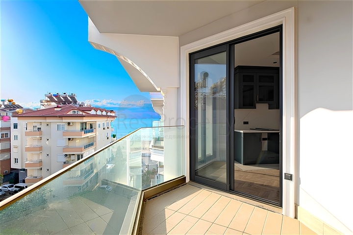 2+1 Penthouse in Alanya Center – New Complex with Full Amenities