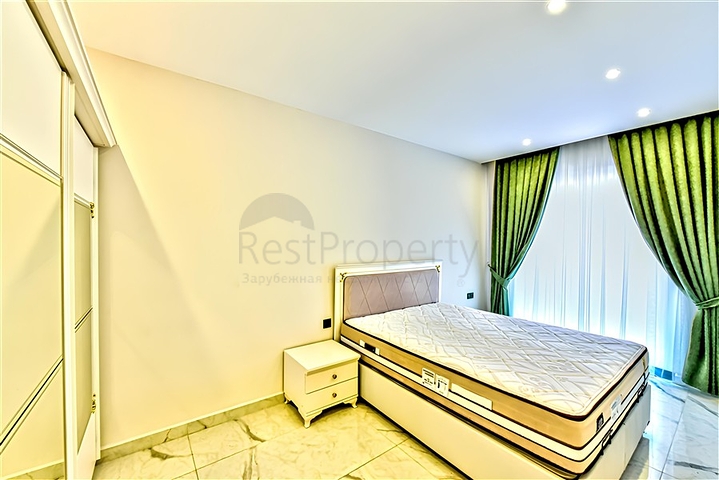 2+1 Apartment in Alanya Center – Sea View & Hotel-Style Complex