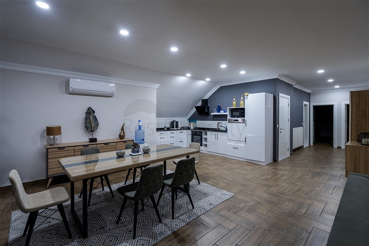 Luxury Sea View Villa in Alanya Center – Private Pool & Garden