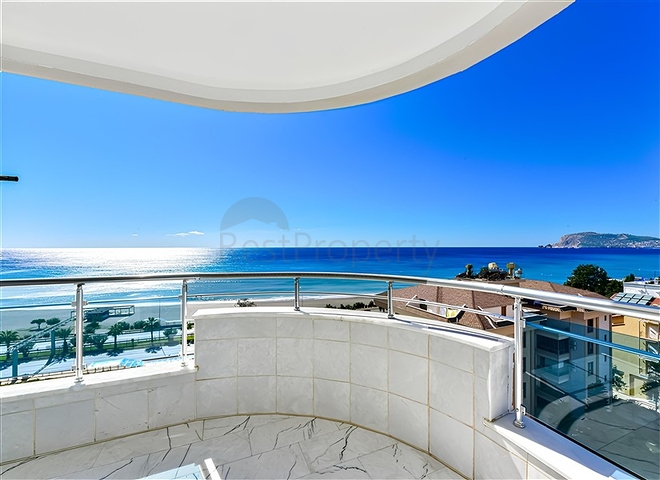 Seafront 2+1 Apartment in Tosmur, Alanya – Panoramic Sea View