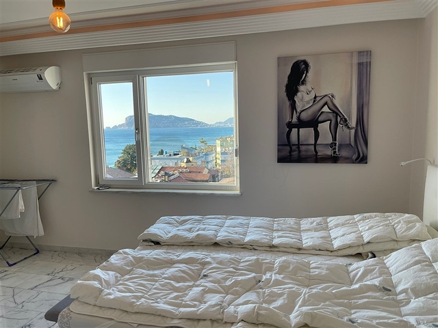 Seafront 2+1 Apartment in Tosmur, Alanya – Panoramic Sea View