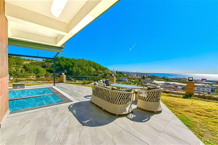 Luxury Villas in Avsallar, Alanya – Near Incekum Beach