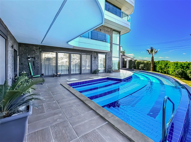 Villa 6+1 with sea view in Kargicak area 