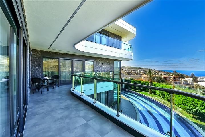 Villa 6+1 with sea view in Kargicak area 