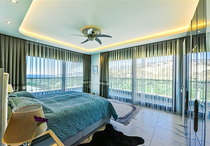 Villa 6+1 with sea view in Kargicak area 