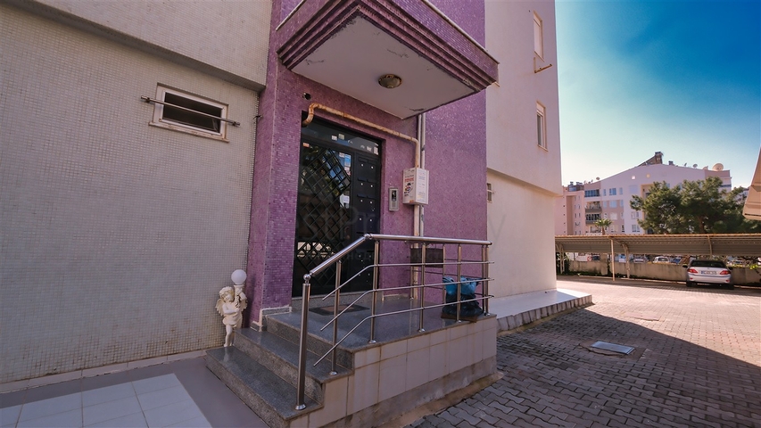 A 2+1 apartment in the Arapsuyu - Antalya neighborhood 