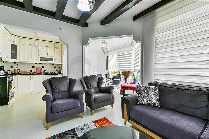 Furnished 2+1 Apartment in Mahmutlar, 500 m from the Beach