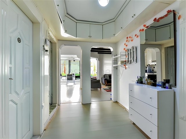 Furnished 2+1 Apartment in Mahmutlar, 500 m from the Beach