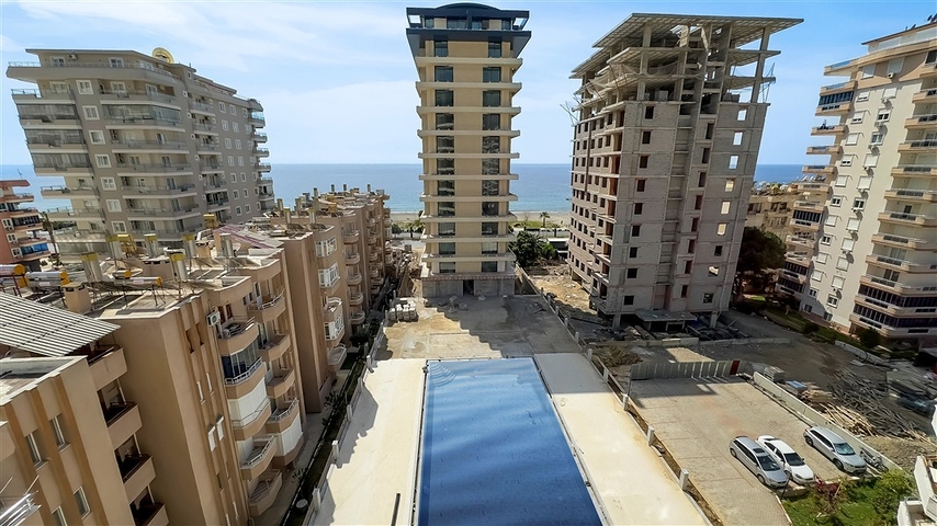 Beachfront 1+1 Apartment in Mahmutlar, Alanya – New Luxury Project