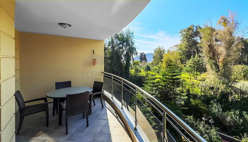 Sea-Front 3+1 Apartment in Central Alanya with Private Beach Access