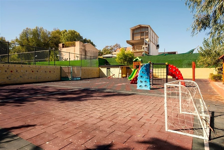 Sea-Front 3+1 Apartment in Central Alanya with Private Beach Access