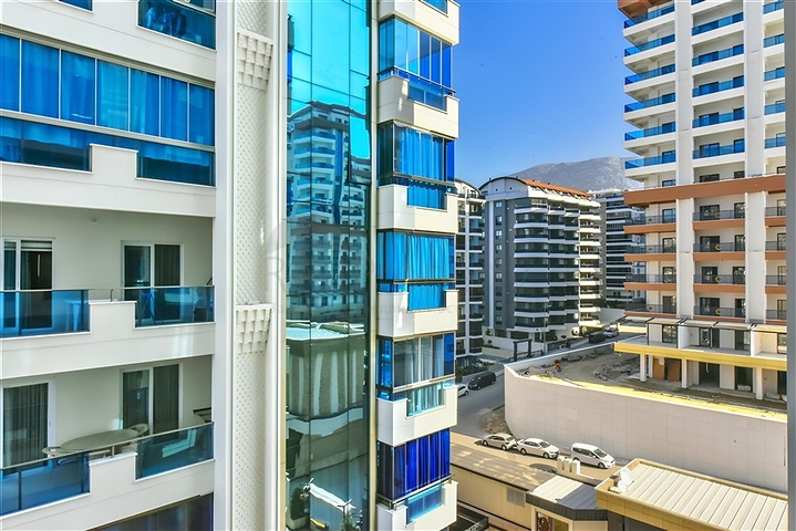 Spacious 1+1 Apartment in Mahmutlar, Alanya – Resort-Style Complex