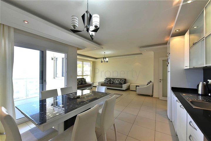 5+1 penthouse in one of the best complexes in Avsallar district 