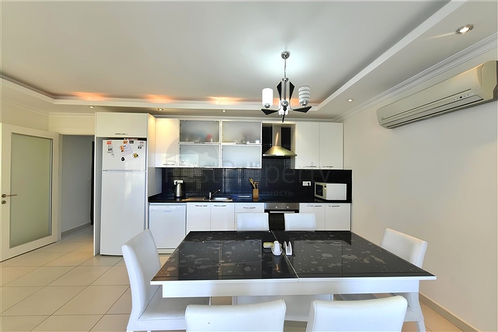 5+1 penthouse in one of the best complexes in Avsallar district 