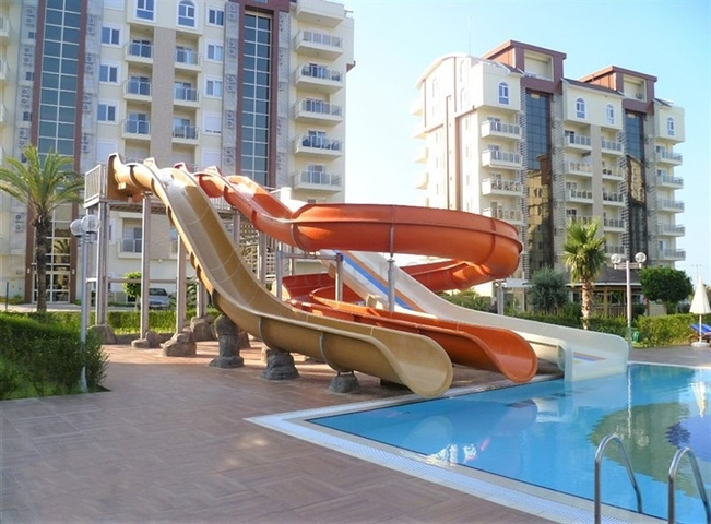 5+1 penthouse in one of the best complexes in Avsallar district 