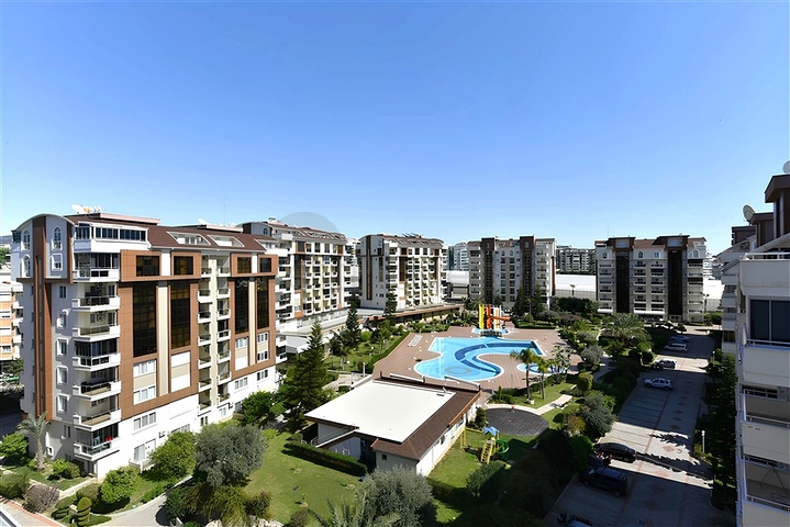 5+1 penthouse in one of the best complexes in Avsallar district 