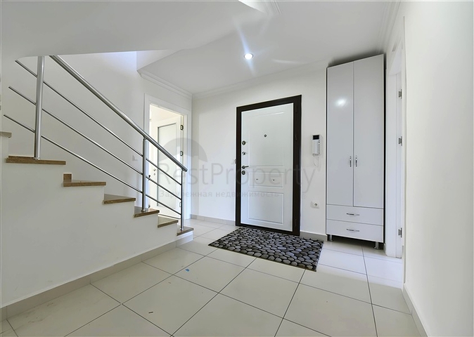 5+1 penthouse in one of the best complexes in Avsallar district 