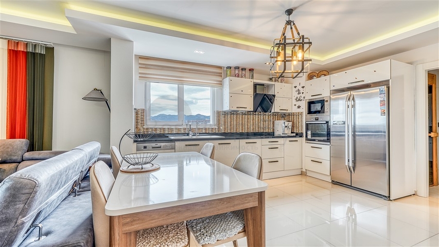 Spacious 3+1 penthouse in Mahmutlar