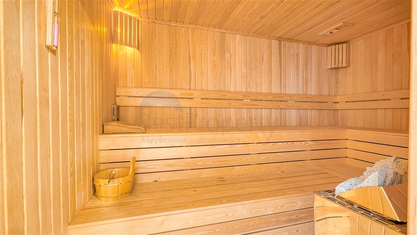 Spacious 3+1 penthouse in Mahmutlar