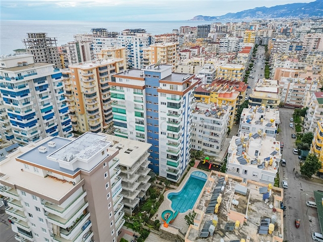 Spacious 3+1 penthouse in Mahmutlar