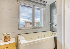 Spacious 3+1 penthouse in Mahmutlar