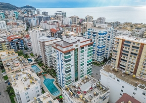 Spacious 3+1 penthouse in Mahmutlar