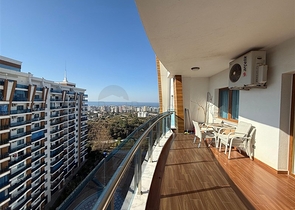 Furnished 1+1 Apartment in Mahmutlar, Alanya with Resort Facilities