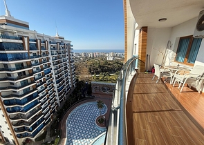 Furnished 1+1 Apartment in Mahmutlar, Alanya with Resort Facilities