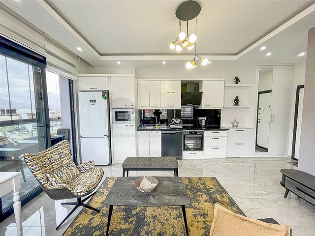 1+1 Apartment in Central Alanya – Sea & Cleopatra Mountain View