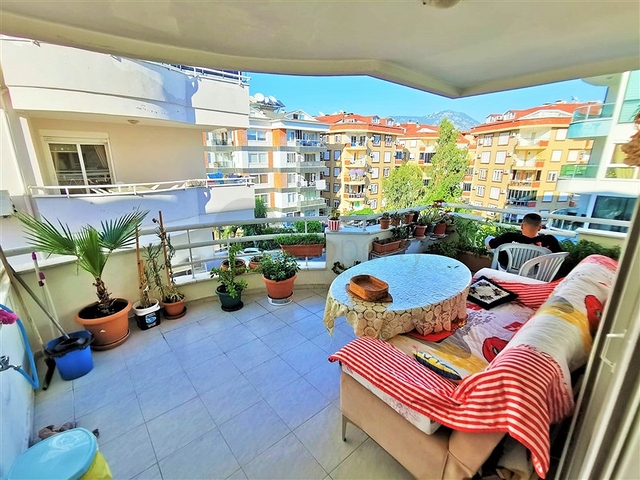 2+1 Apartment in Oba Alanya – Spacious Home Near the Sea