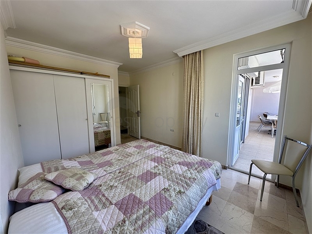 Spacious 2+1 Apartment in Oba Alanya – 200 m from the Sea