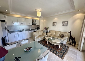 Spacious 2+1 Apartment in Oba Alanya – 200 m from the Sea