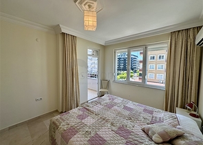 Spacious 2+1 Apartment in Oba Alanya – 200 m from the Sea