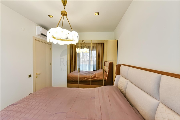 4+1 penthouse in the center of Alanya, 150 m from the sea