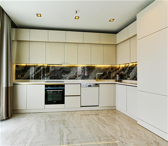 4+1 penthouse in the center of Alanya, 150 m from the sea