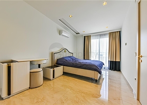 4+1 penthouse in the center of Alanya, 150 m from the sea