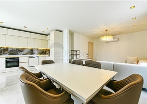 4+1 penthouse in the center of Alanya, 150 m from the sea