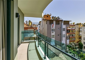 4+1 penthouse in the center of Alanya, 150 m from the sea