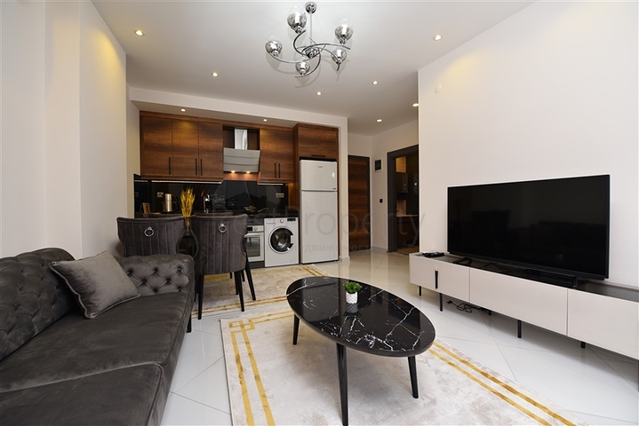 One-bedroom apartment with panoramic mountain views 