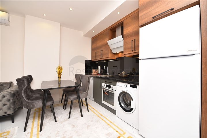 One-bedroom apartment with panoramic mountain views 